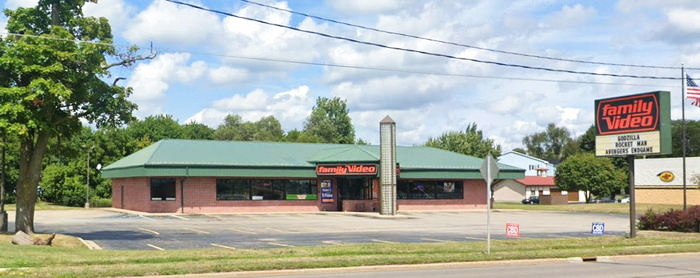 Family Video - Marshall - 1150 W Michigan (newer photo)